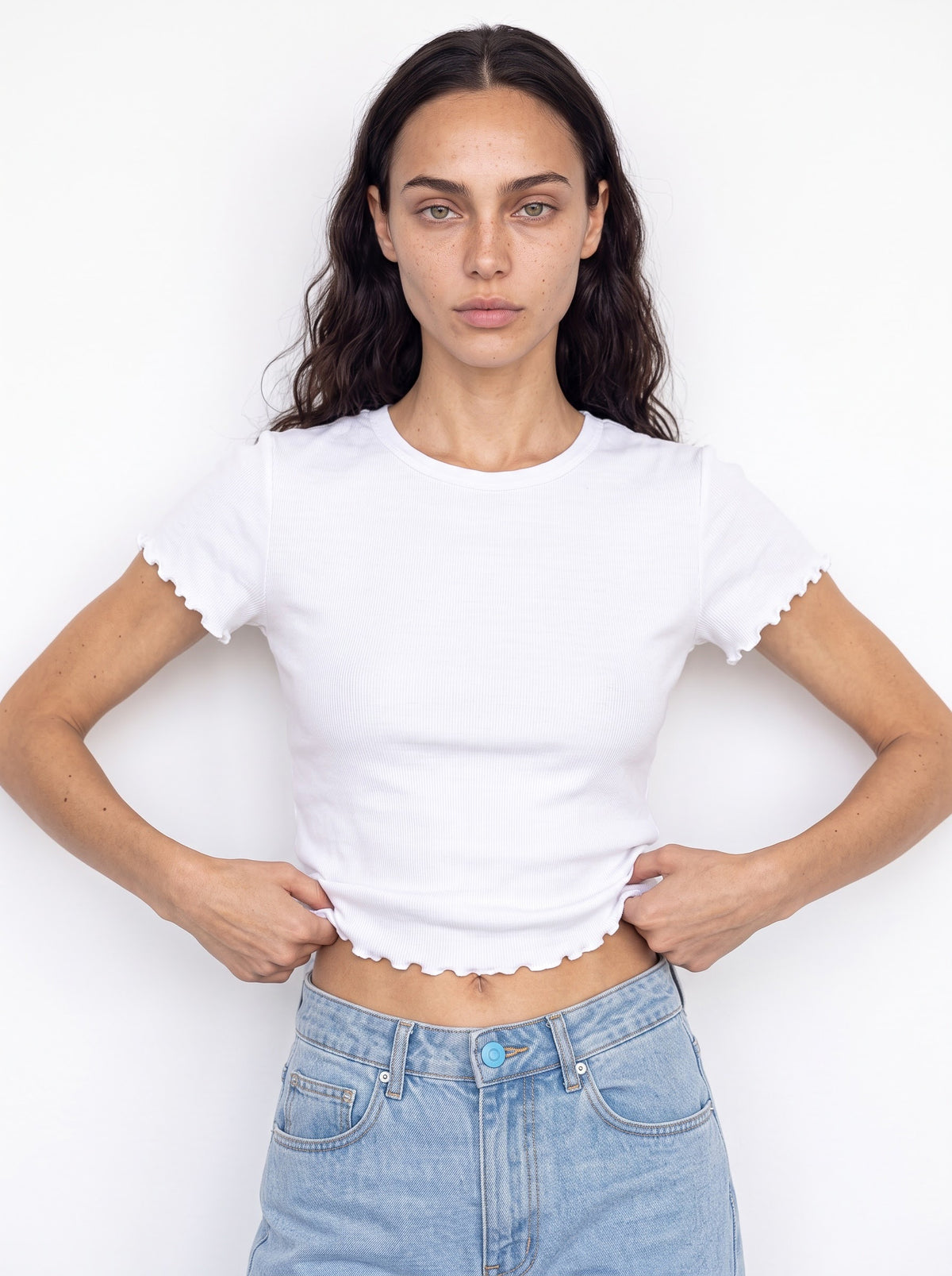 Short-sleeved T-shirt with embellishment
