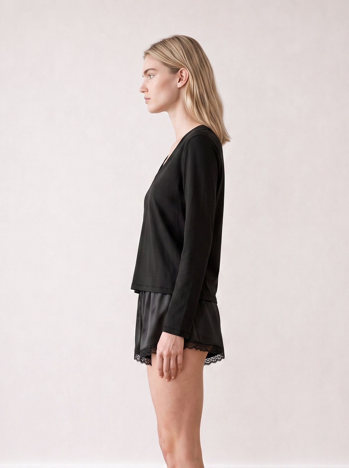 Long sleeve V-neck top