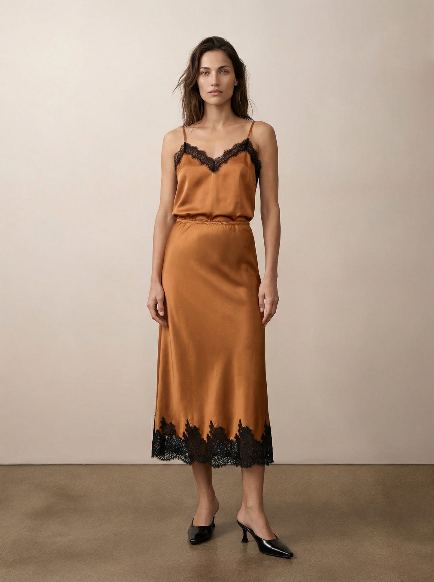 Long skirt with lace combination