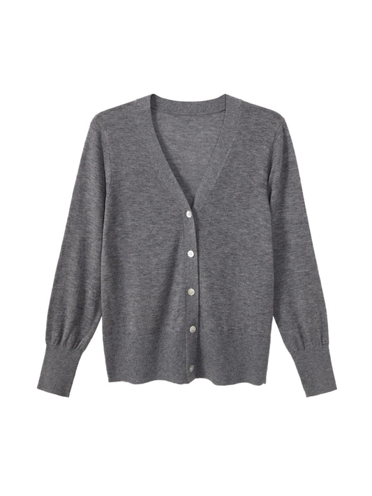 Knit buttoned cardigan
