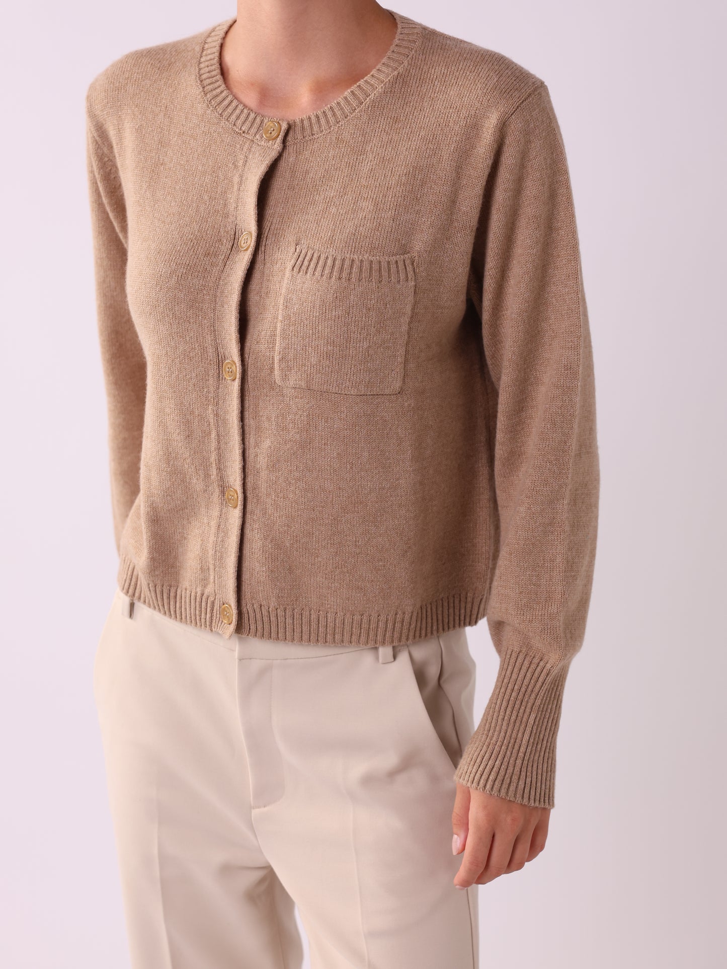 Knit cardigan with pocket